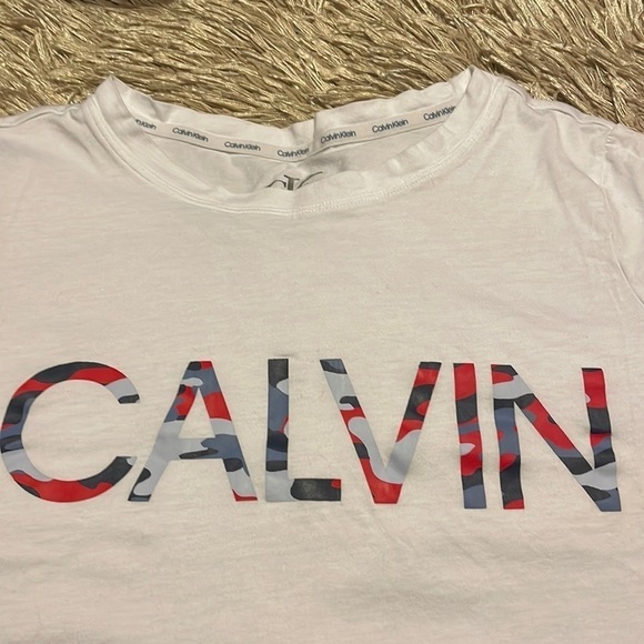 CALVIN‎ Klein White Tee Shirt - Picture 2 of 8